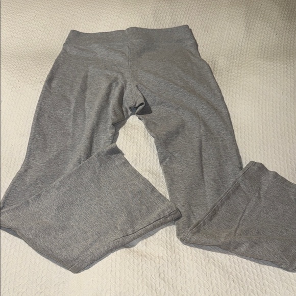 Brandy Melville Light Gray Drawstring Lounge Pants - Picture 4 of 4